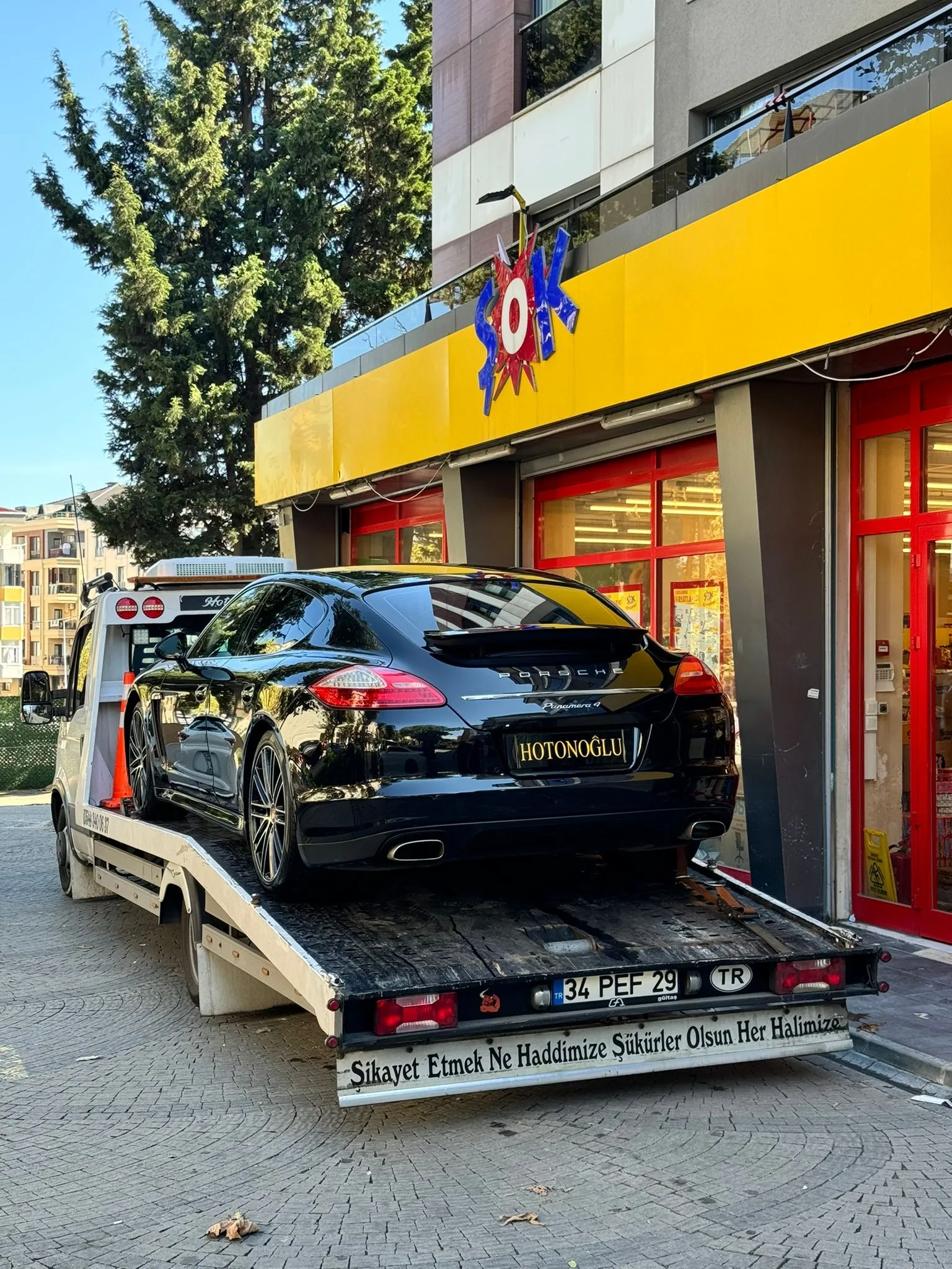 Aracınız İçin En Güvenilir Çözüm: Hotooğlu Oto Çekici!